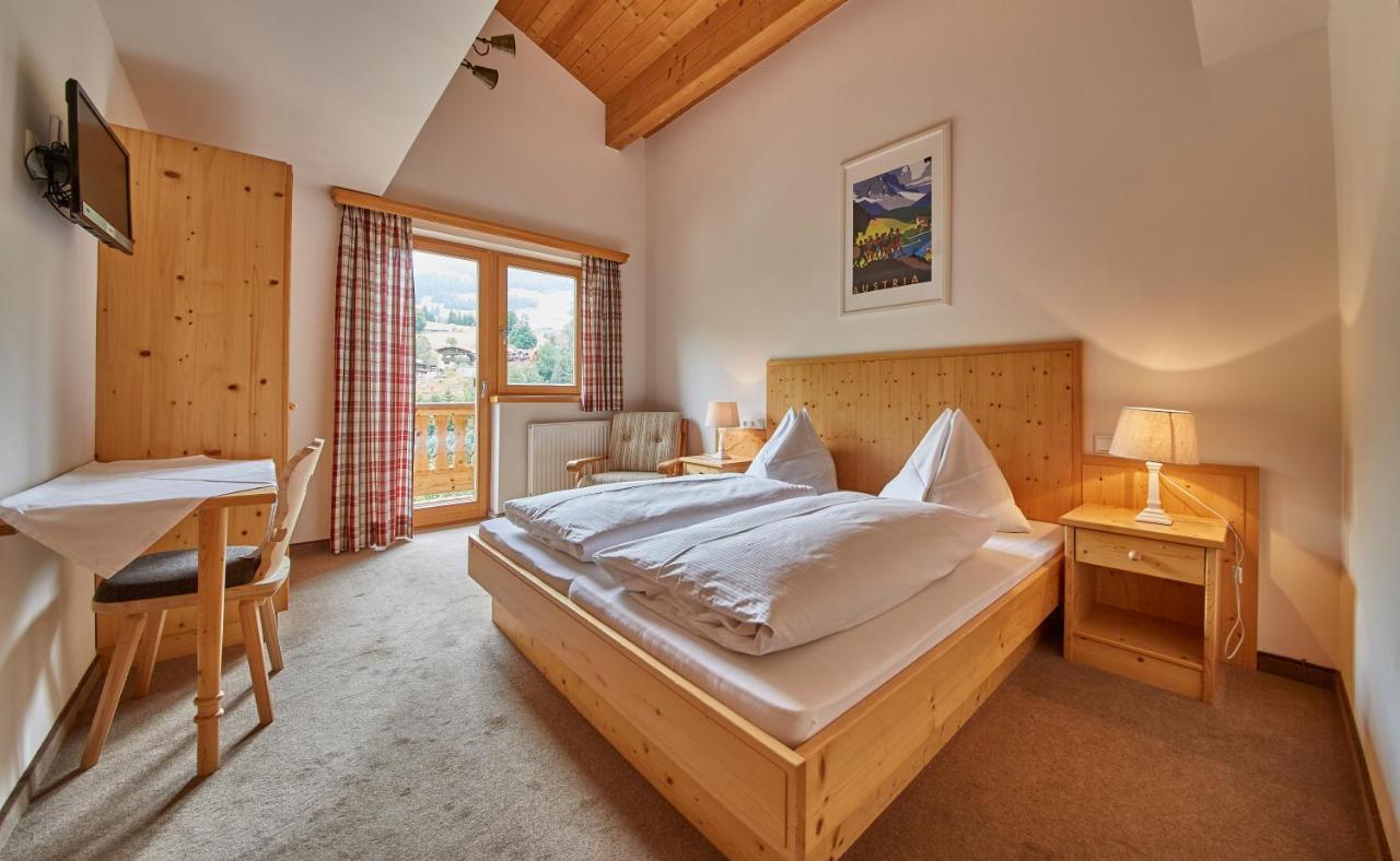 Sportpension Enzian Gasthof Saalbach