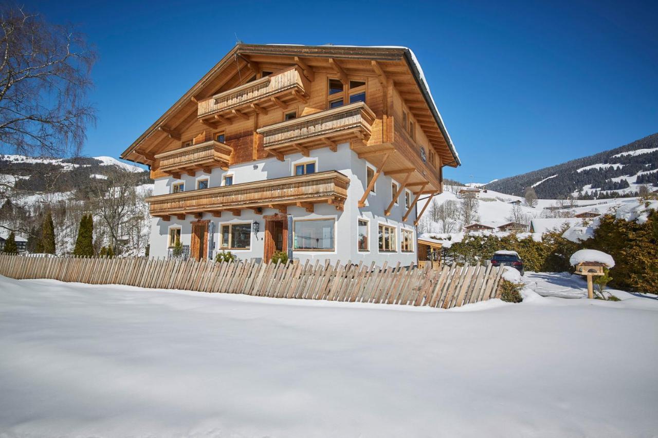 Sportpension Enzian Gasthof Saalbach